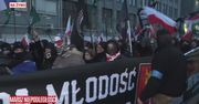 Skandaliczne hasła na Marszu Niepodległości. Relację przerwała jedna z uczestniczek