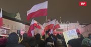 Znów przyszli przed Pałac Prezydencki. "Hańba"