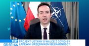 Koronawirus. "Lex Sasin" zapewni bezkarność politykom? Wiceminister przekonany o "uczciwości administracji"