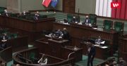 Gorąco w Sejmie. Grzegorz Braun wykluczony z obrad przez brak maseczki