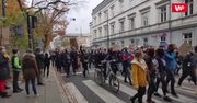 Tłumy na ulicach Krakowa. Ludzie wyszli strajkować przeciwko orzeczeniu Trybunału Konstytucyjnego