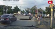 Kolizja z zaporą. Nagranie robi furorę w Internecie