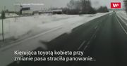 Prosto pod ciężarówkę. Śmiertelny wypadek w Rosji