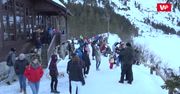 Tego nie da się kontrolować. Tłumy nad Morskim Okiem, brak maseczek i żarty z COVID-a
