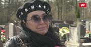 Byliśmy na grobie Krawczyka. Ewa Krawczyk: "Nie radzę sobie"