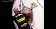 KSW 61. Brutalne zakończenie walki. Na głowę Polaka spadły "bomby" (WIDEO)