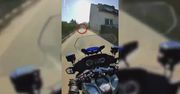 Policjant kazał się zatrzymać. Kierowca Saaba zaczął uciekać