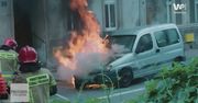 Auto nagle stanęło w płomieniach. "Jezus Maria"