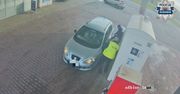 Zasnął za kierownicą na stacji paliw. Policjanci szybko poznali powód
