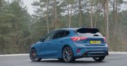 Nowy Ford Focus ST ma 280 KM i manualną skrzynię biegów. Zobacz auto w akcji