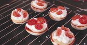 Pieczarki zapiekane z farszem. Smakują jak pizza