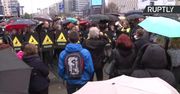 "Czarny protest" w Warszawie. "Szydło, niestety, ten rząd obalą kobiety!"