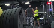 "Chciałem być silny i trzaskać w japę". "Masa" na treningu z reporterem WP