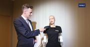 "Wiem, że ludzie obawiają się zastąpienia przez roboty". Money.pl rozmawia z Sophią