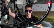 Montaż bagaznika dachowego na rower krok po kroku. W aucie z relingami zajmuje 20 minut