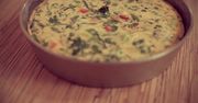 Omlet z dodatkami. Pyszna konkurencja dla jajecznicy