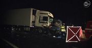Tir zmiażdżył busa pod Częstochową.