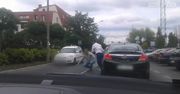 Kierowcy pobili się na jednej z warszawskich ulic