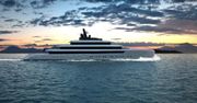 Moonstone - świecący w ciemności jacht dla najbogatszych i dla gadżeciarzy
