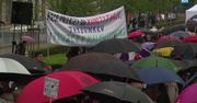 Manifestacja KOD po obchodach rocznicy Chrztu Polski