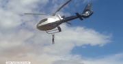 Mężczyzna uczepił się helikoptera transportującego zwłoki