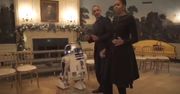 Barack i Michelle Obamowie tańczą z R2-D2 i żołnierzami-klonami
