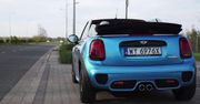 Mini Cooper S Cabrio nie jest tylko ładnym "gadżetem". Potwierdza to dźwięk silnika
