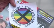 "Strefa wolna od LGBT". Mieszkańcy Warszawy komentują dodatek do tygodnika