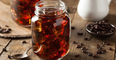 Cold Brew opanowało świat. Wiemy, jak zrobić je w domu!