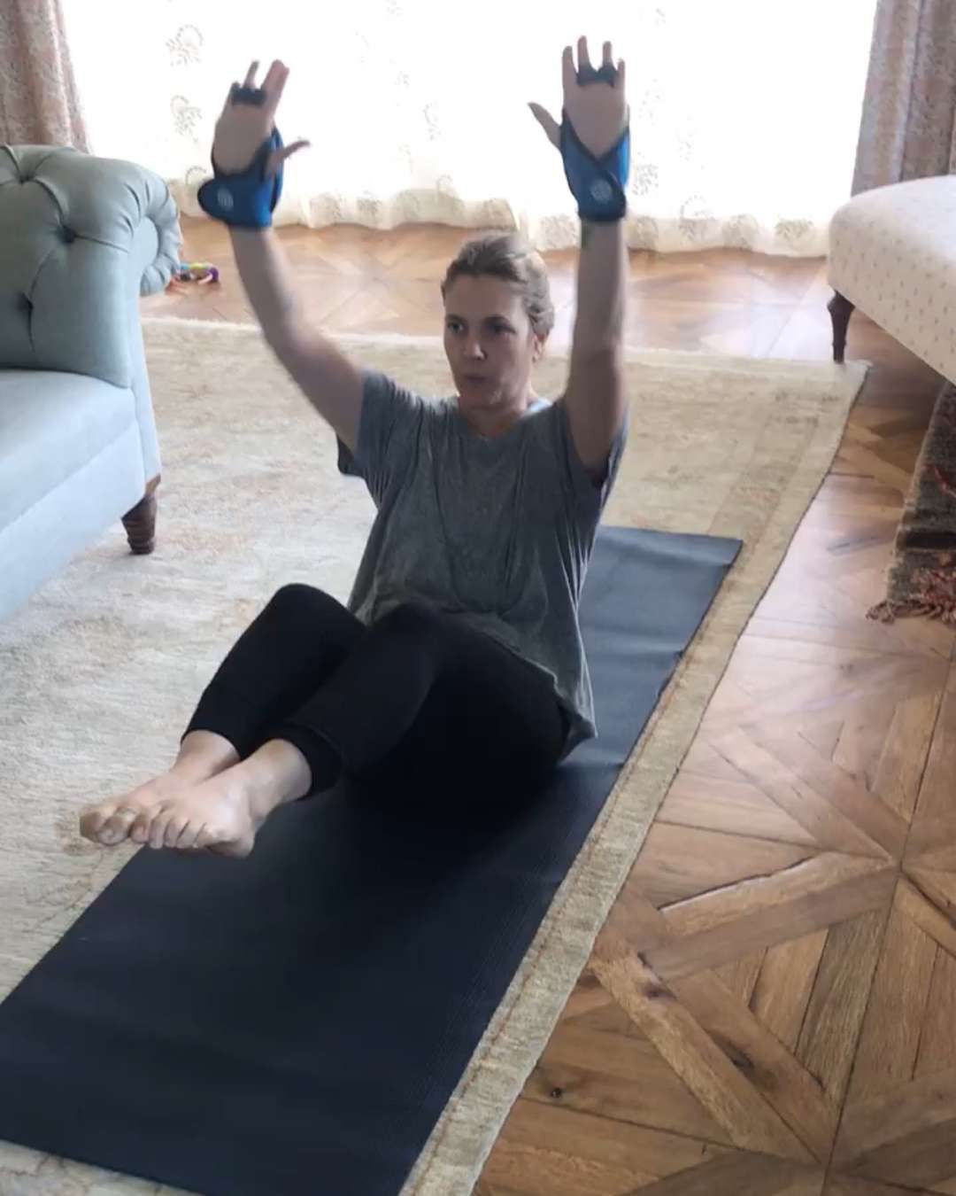 Drew Barrymore podczas ćwiczeń