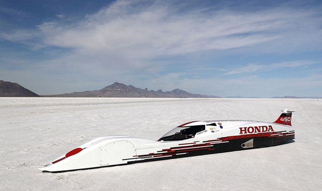 421 km/h trzycylindrową Hondą S-Dream