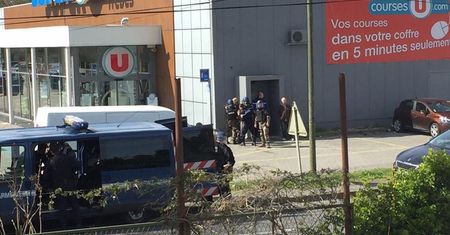 Francja: strzelanina w supermarkecie. Napastnik nie żyje
