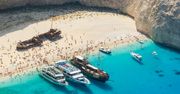 Navagio Beach. Słynna plaża z wrakiem na greckiej wyspie Zakynthos