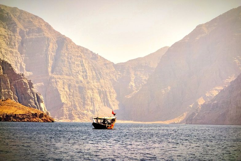 Oszałamiająca natura i zabytki Omanu są poza otwartością mieszkańców wystarczającym wakacyjnym magnesem
