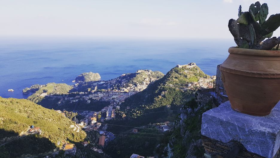 Ukochana przez pisarzy, malarzy, aktorów Taormina zachwyca i dziś