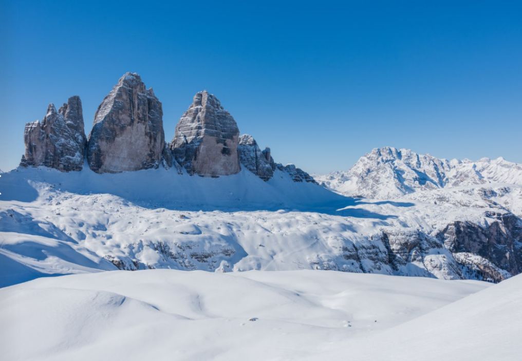 3 Zinnen Dolomity w Południowym Tyrolu wita! Najlepsze propozycje na zimowe ferie