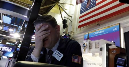 Wall Street ochłonęło na chwilę. Spadki nadal duże