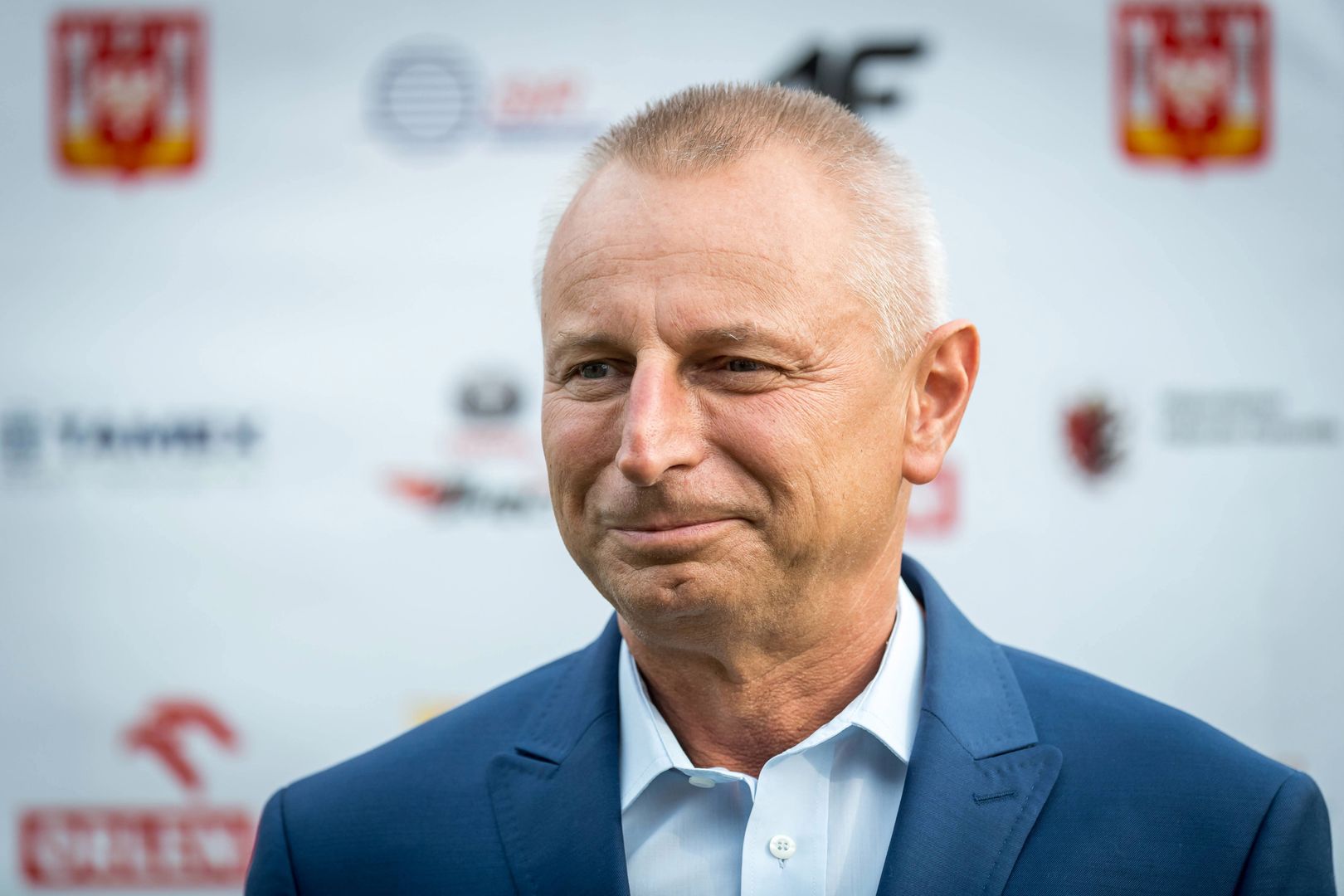Prezydent Inowrocławia Ryszard Brejza zaprzecza zarzutom dotyczącym "farmy trolli" w jego urzędzie