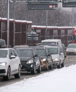 Zablokowana A4. Korki po wypadkach pod Bolesławcem i Krakowem