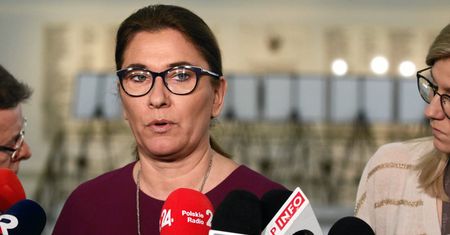 Żądają ukarania senatora PiS Grzegorza Biereckiego. Beata Mazurek reaguje