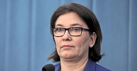 Beata Mazurek atakowana za "zrozumienie" dla narodowców. PO chce ją ukarać