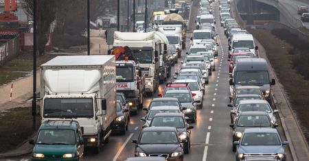 Wyjazd z Wrocławia jest zakorkowany. Nasz reporter jest na miejscu