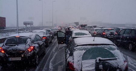 Utrudnienia na S7. Kolizja 12 aut
