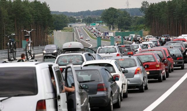 Ile zajmuje podróż po Polsce?