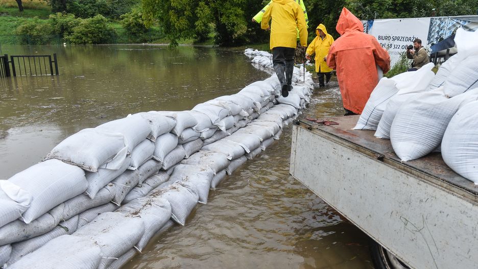 Urząd Wojewódzki w Szczecinie szacuje, że wstępne straty po ulewach wynoszą 700 tys. zł.
