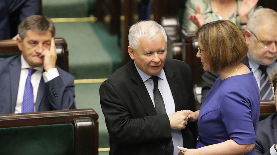 Jarosław Kaczyński i Beata Mazurek