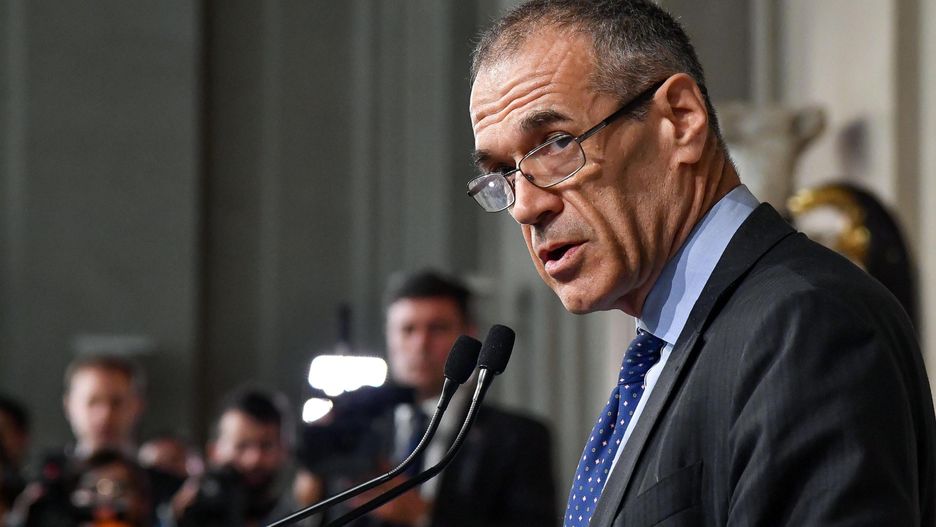 54-letni Carlo Cottarelli przez ćwierć wieku pracował w Międzynarodowym Funduszu Walutowym