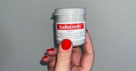Nie bez powodu nazywają go „Cudocrem”. Może zastąpić większość Twoich kremów