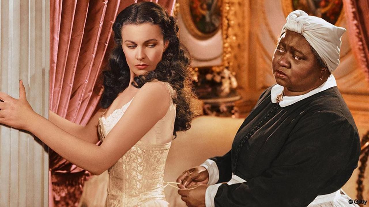 Vivien Leigh i Hattie McDaniel, pierwsza ciemnoskóra aktorka, która otrzymała Oscara.