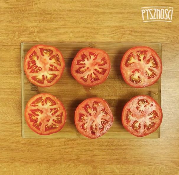 Połówki pomidorów - Pyszności